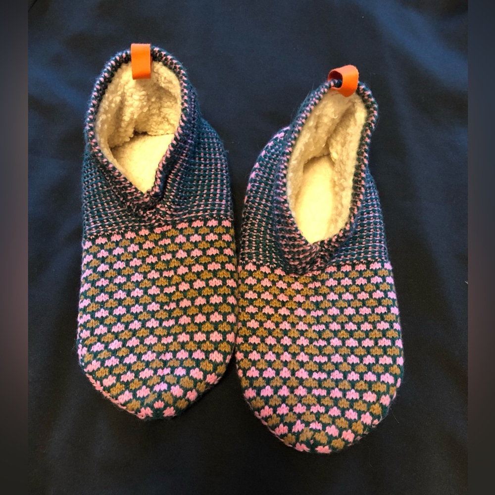 Bombas Women’s Gripper Slipper (Sherpa Lined)